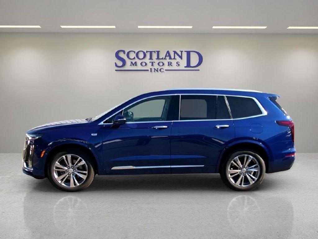 used 2025 Cadillac XT6 car, priced at $49,995