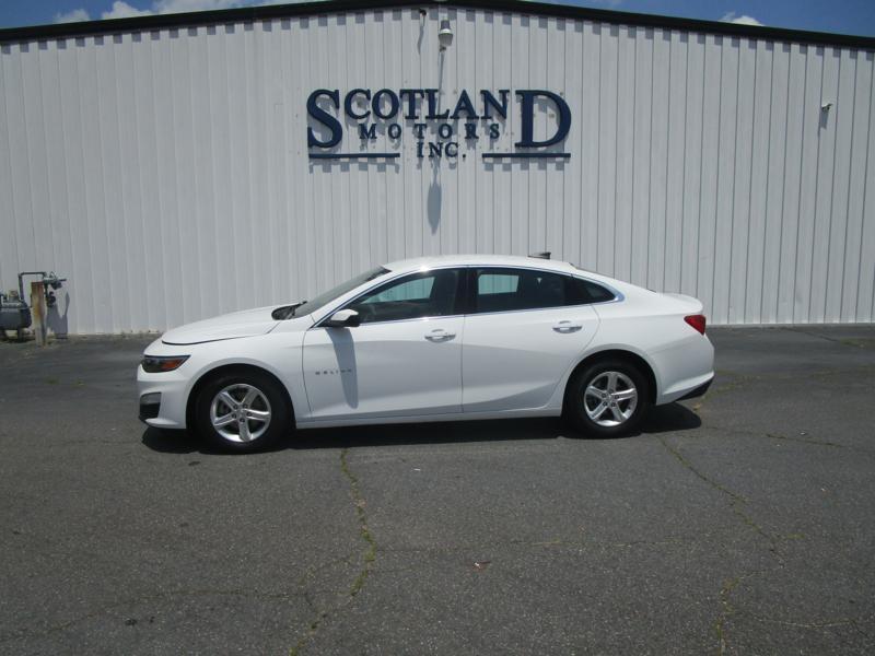 used 2021 Chevrolet Malibu car, priced at $18,995