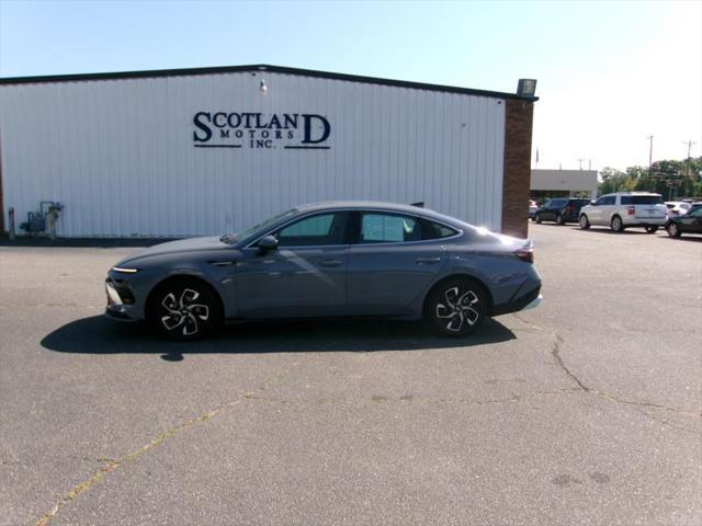 used 2025 Hyundai Sonata car, priced at $29,995