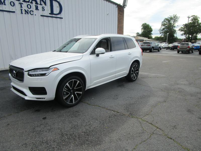 used 2022 Volvo XC90 car, priced at $49,995