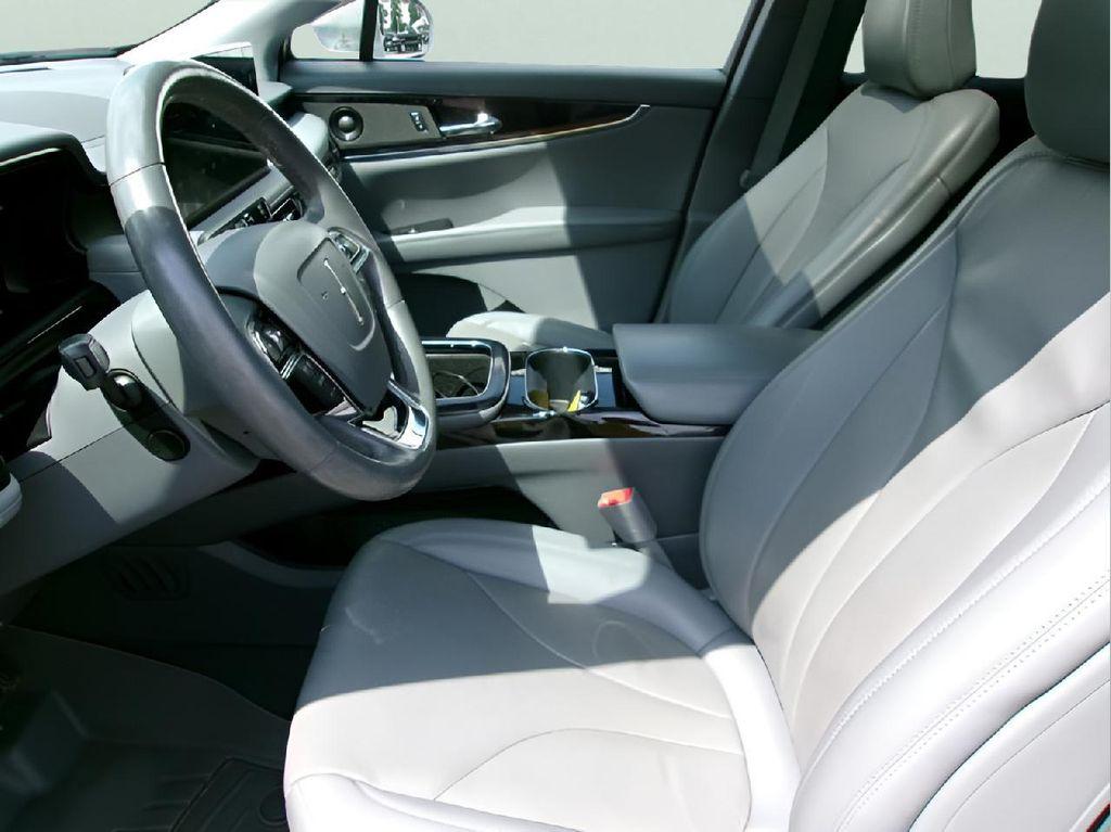 used 2021 Lincoln Nautilus car, priced at $27,995