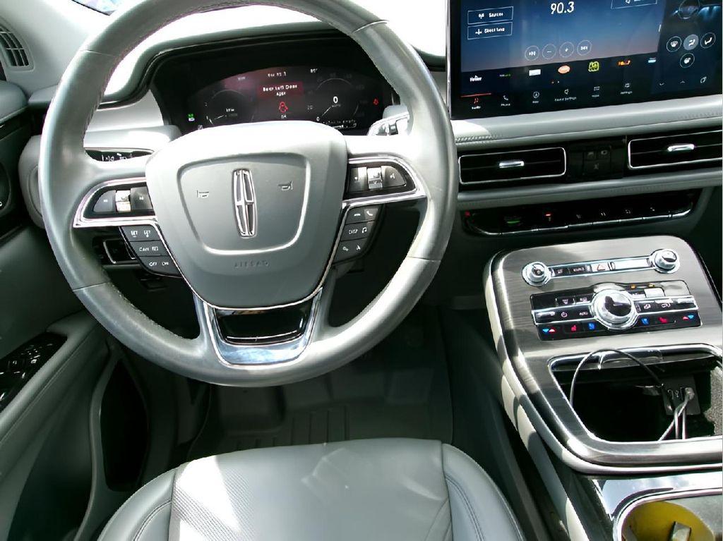 used 2021 Lincoln Nautilus car, priced at $27,995