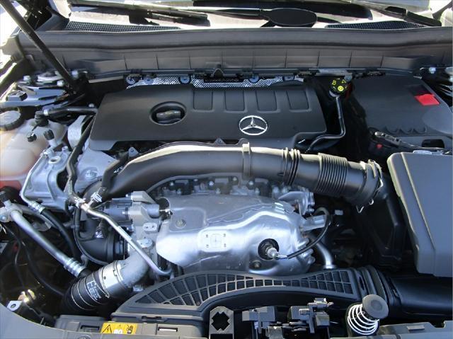 used 2023 Mercedes-Benz GLB 250 car, priced at $39,995