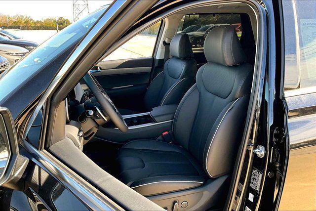 new 2025 Hyundai Palisade car, priced at $43,592