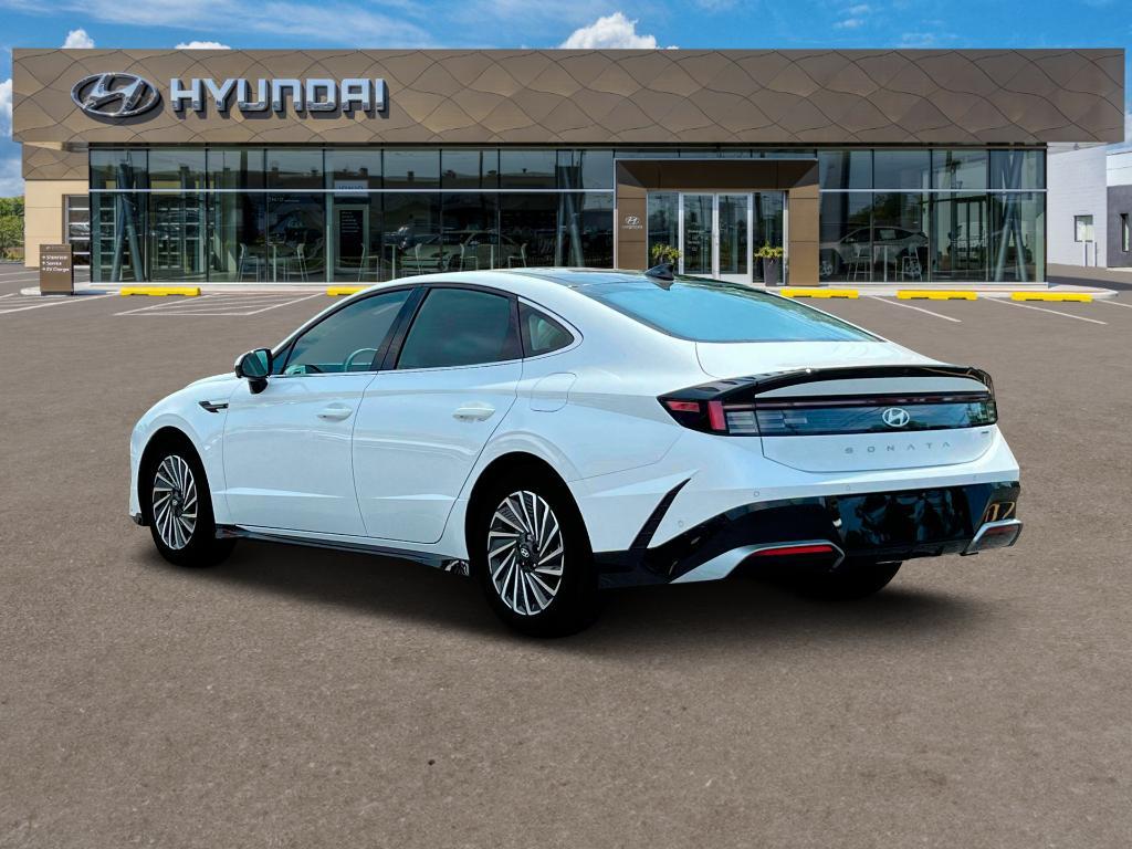 new 2025 Hyundai Sonata Hybrid car, priced at $39,475