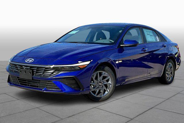 new 2024 Hyundai Elantra car, priced at $19,725