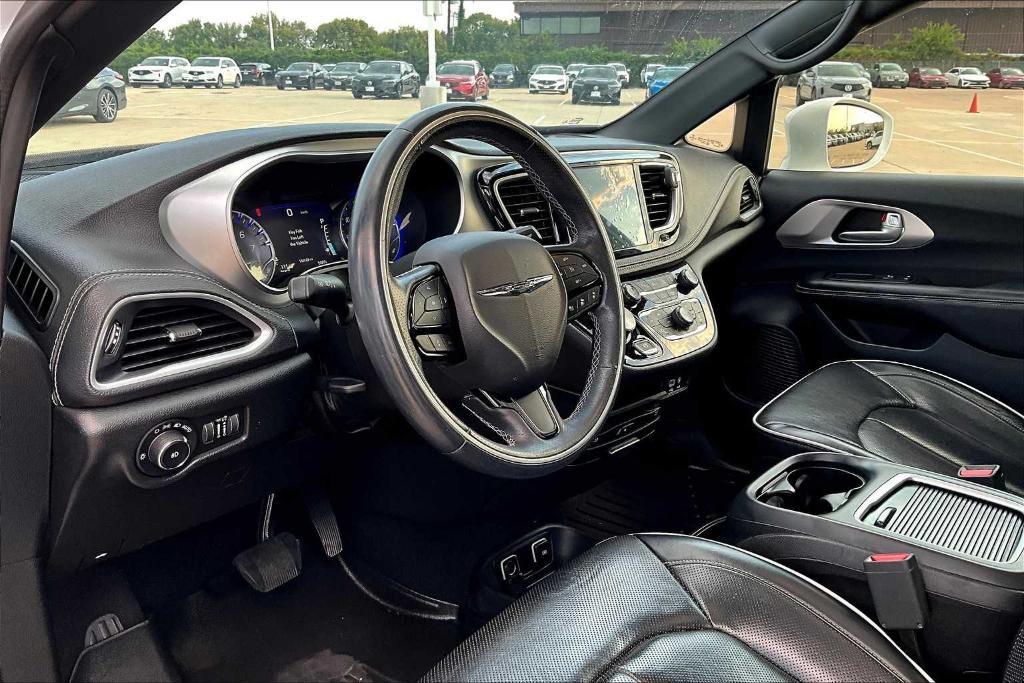 used 2018 Chrysler Pacifica car, priced at $12,991