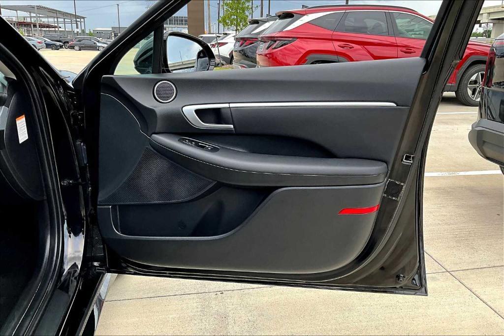 used 2024 Hyundai Sonata Hybrid car, priced at $25,555