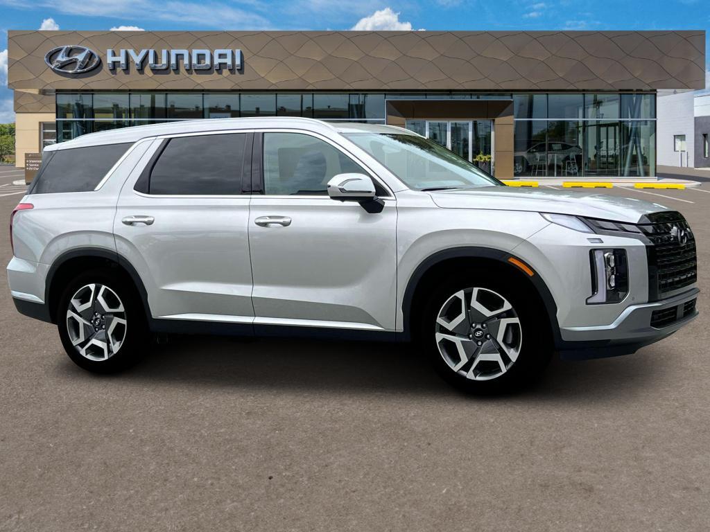 new 2025 Hyundai Palisade car, priced at $45,615