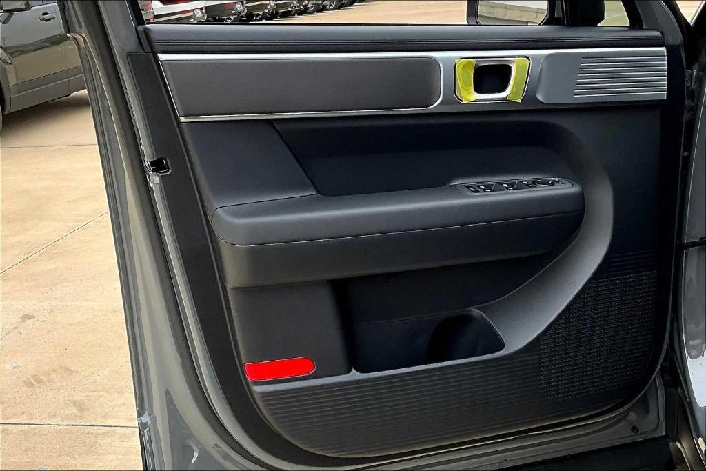 new 2025 Hyundai Santa Fe car, priced at $37,228