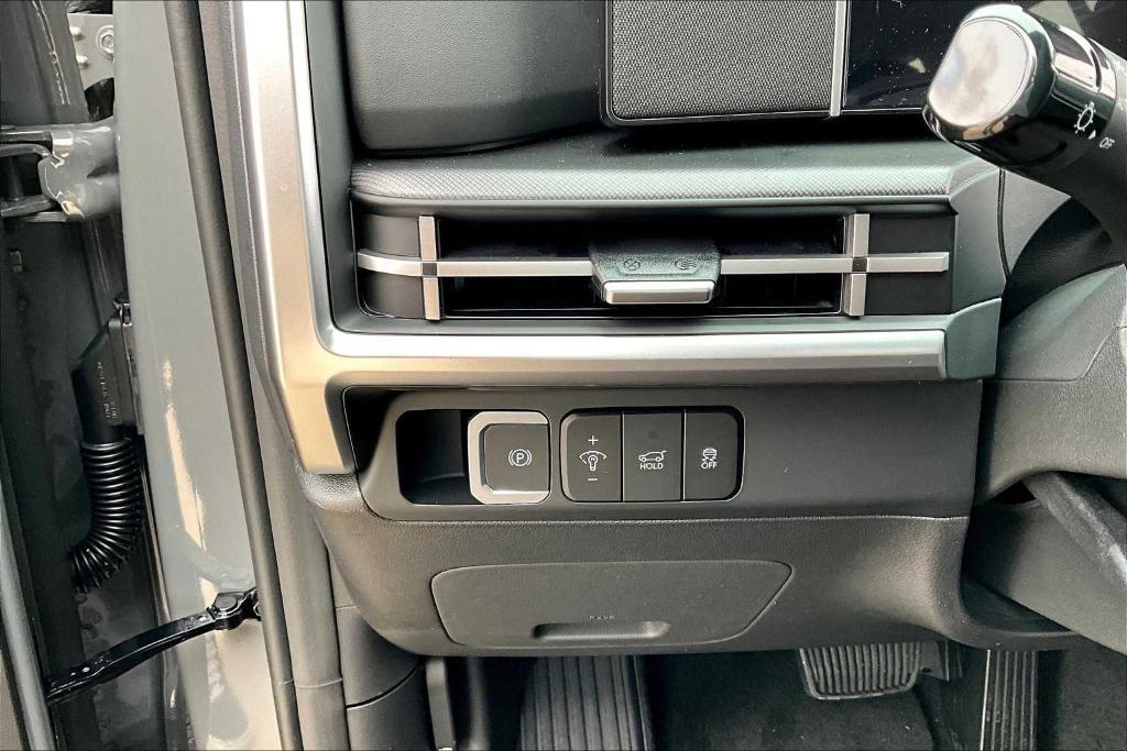 new 2025 Hyundai Santa Fe car, priced at $37,228