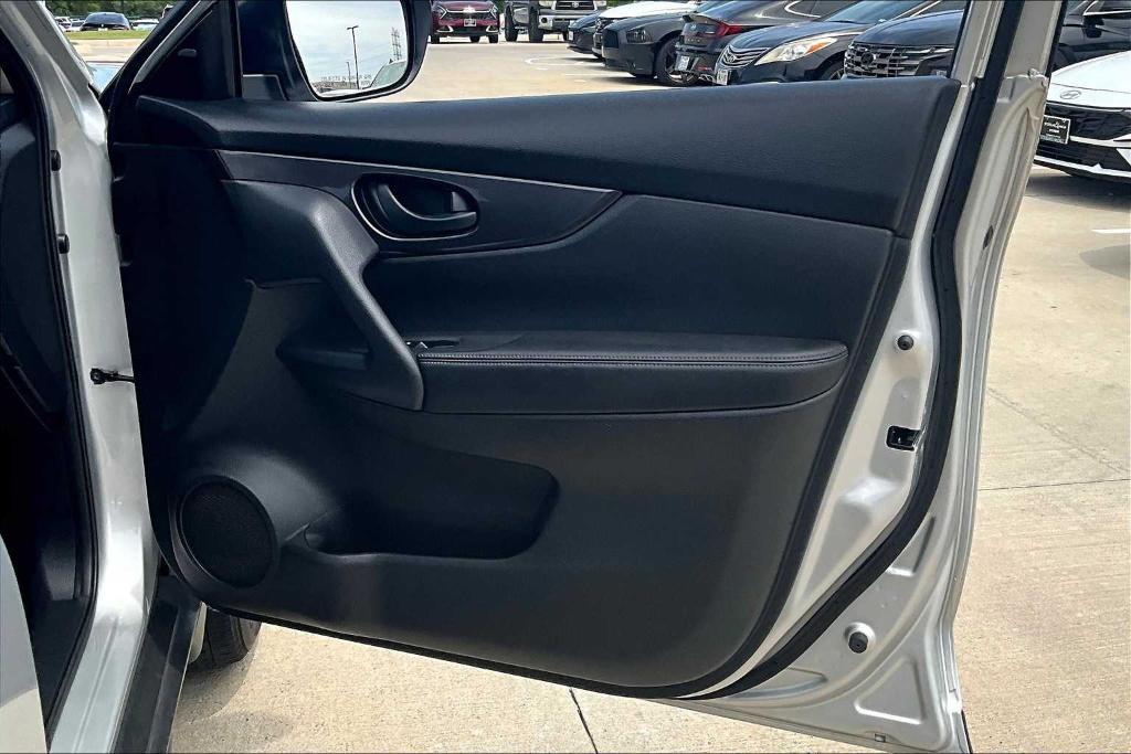 used 2020 Nissan Rogue car, priced at $15,999