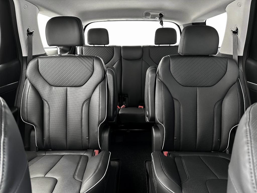 new 2025 Hyundai Palisade car, priced at $43,922