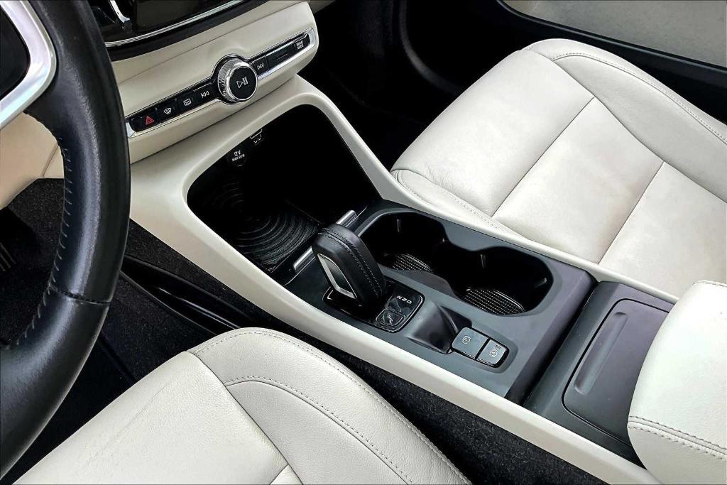 used 2019 Volvo XC40 car, priced at $22,407