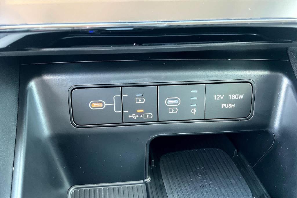new 2025 Hyundai Tucson car, priced at $33,936
