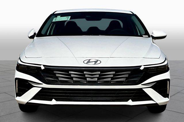 new 2024 Hyundai Elantra car, priced at $21,070