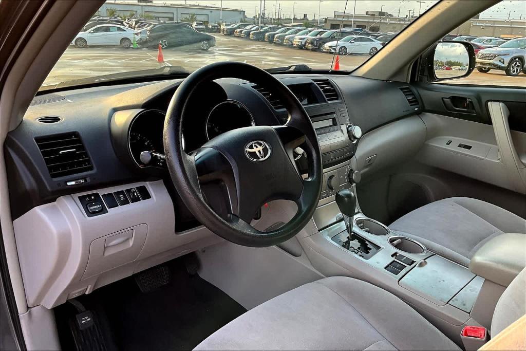 used 2011 Toyota Highlander car, priced at $7,199