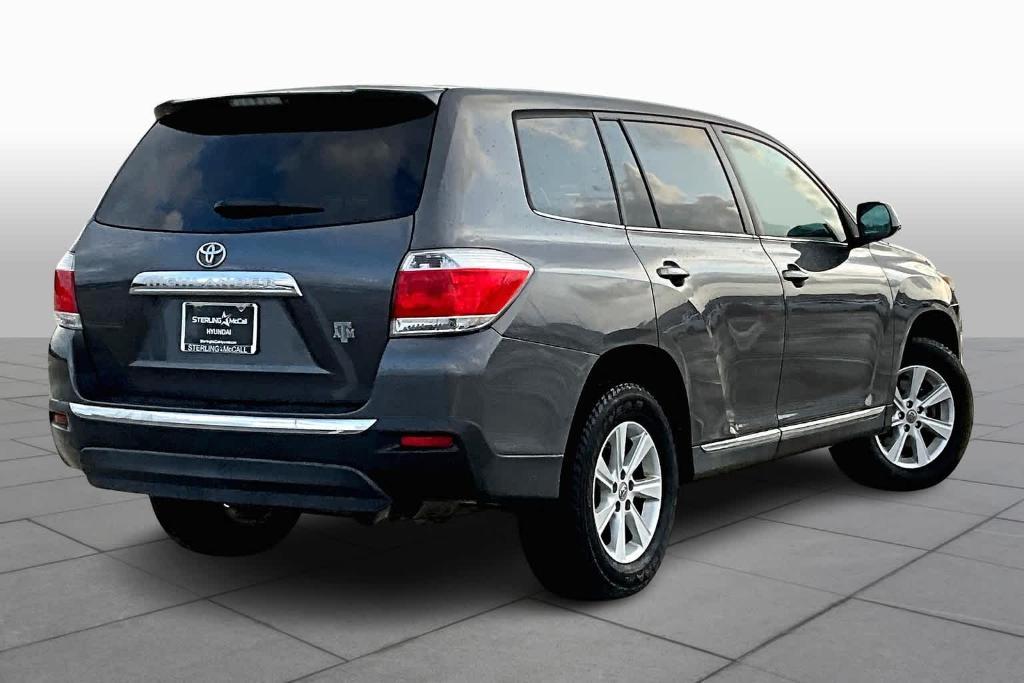 used 2011 Toyota Highlander car, priced at $7,199