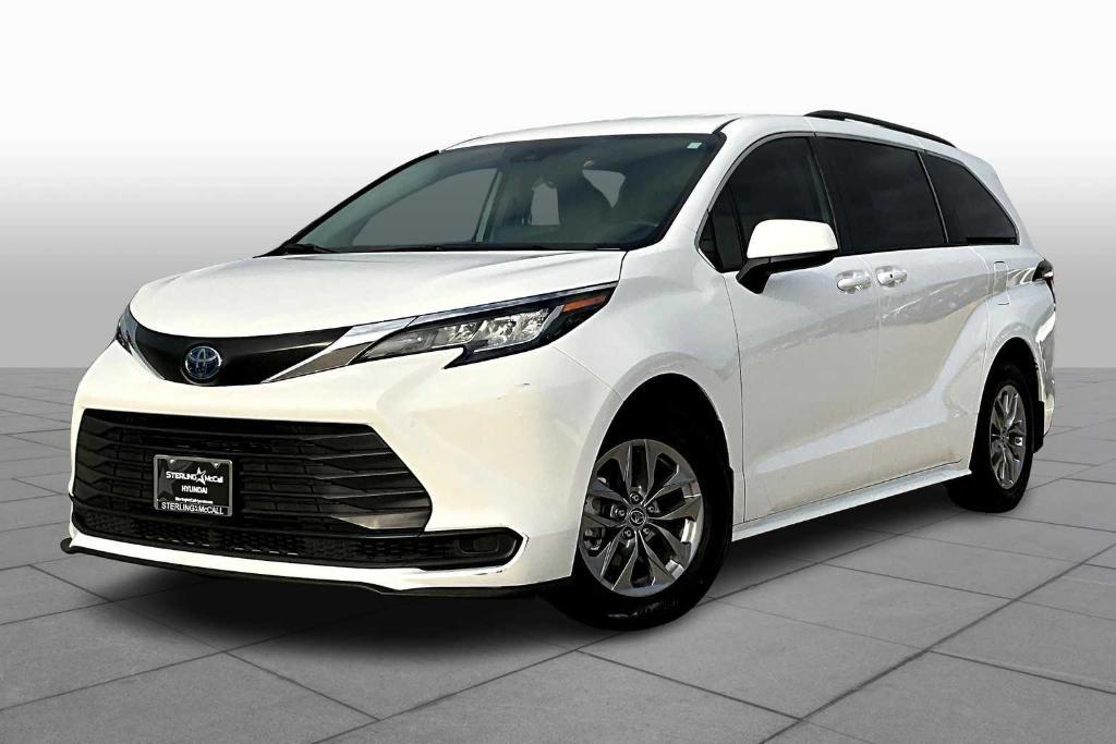 used 2022 Toyota Sienna car, priced at $35,991