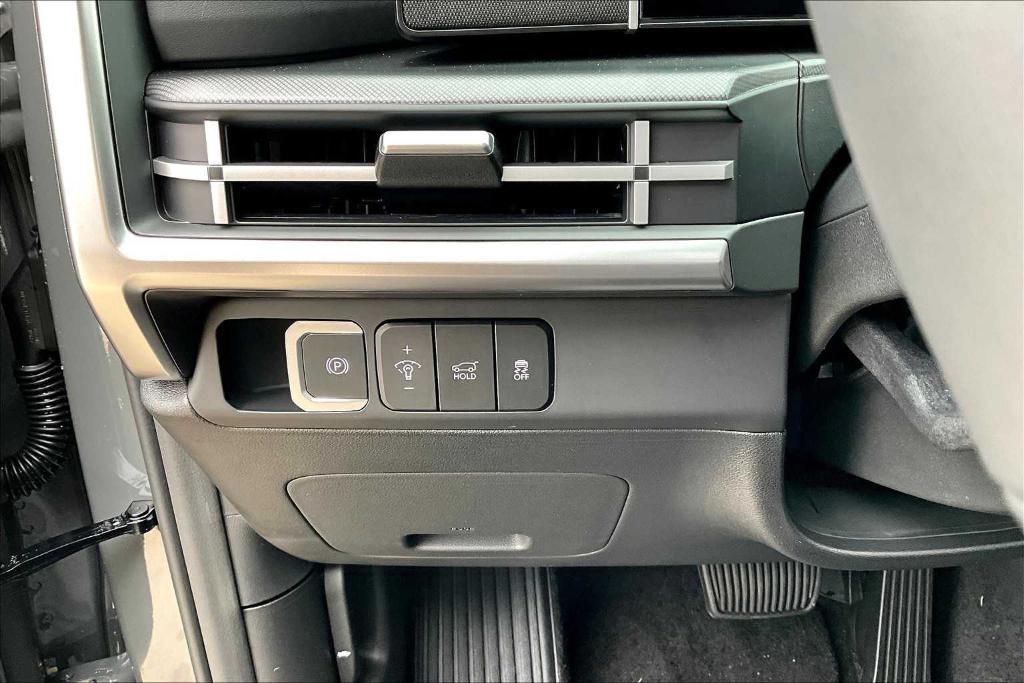 new 2025 Hyundai Santa Fe car, priced at $37,775