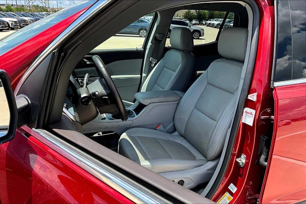 used 2023 GMC Acadia car, priced at $24,628
