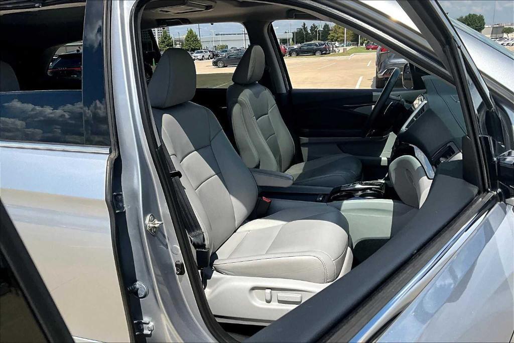 used 2018 Honda Pilot car, priced at $18,997