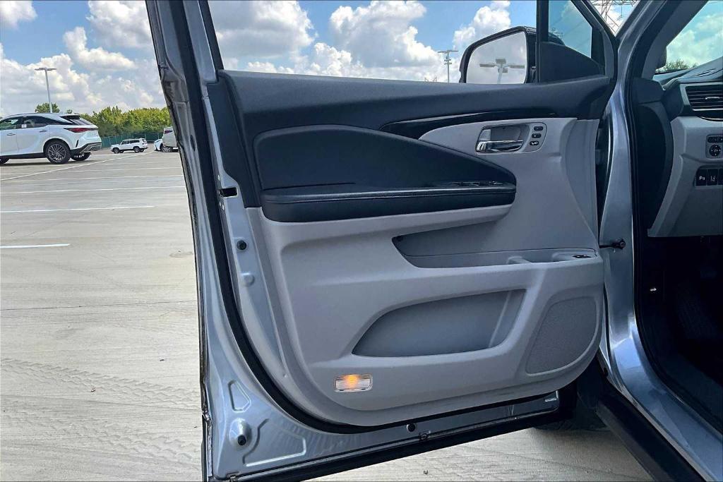 used 2018 Honda Pilot car, priced at $18,997