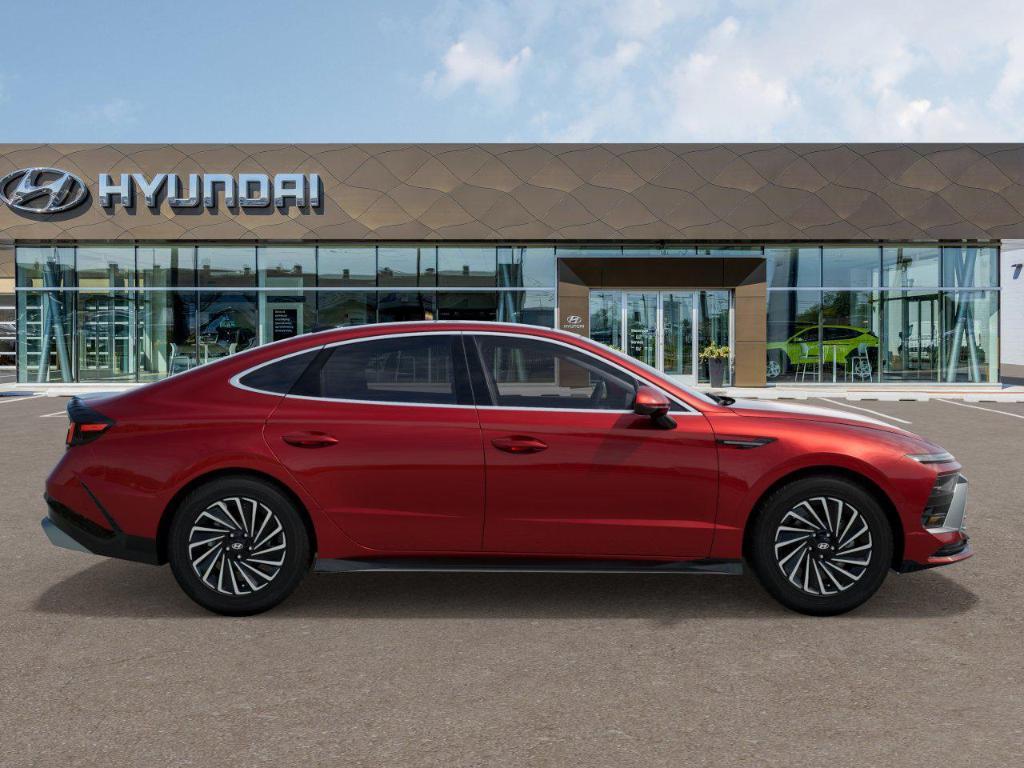 new 2025 Hyundai Sonata Hybrid car, priced at $39,785