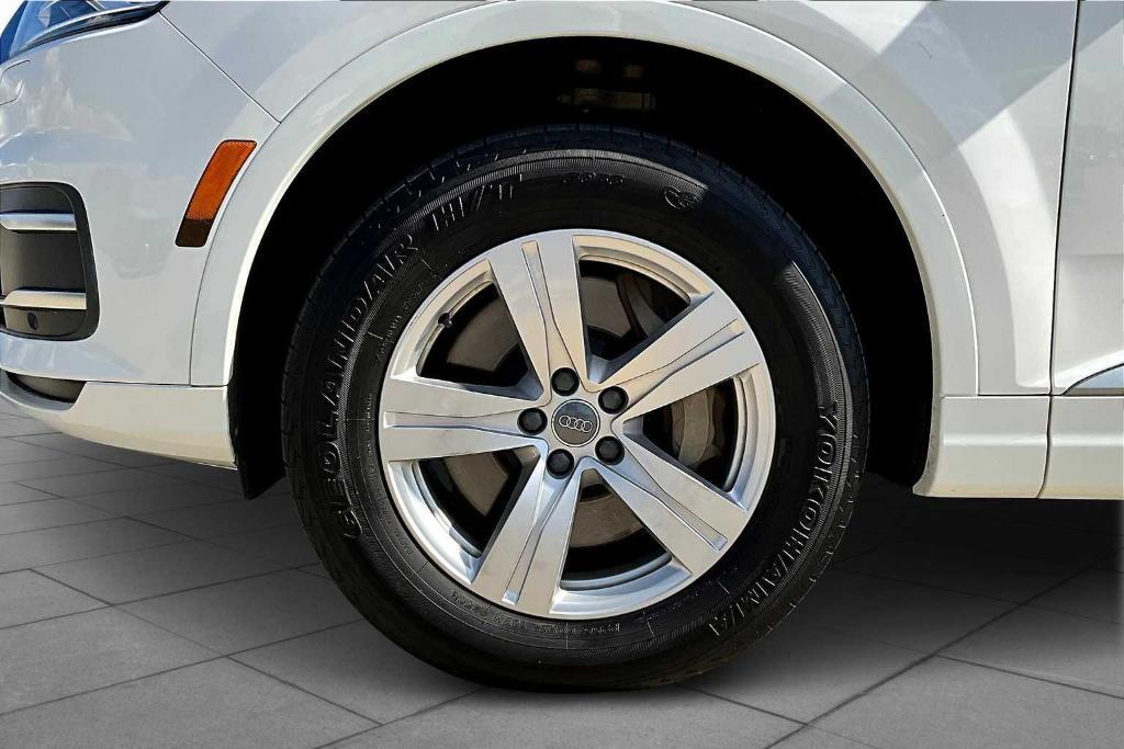 used 2018 Audi Q7 car, priced at $17,999