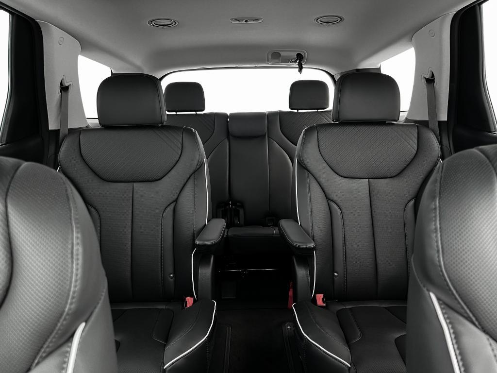 new 2025 Hyundai Palisade car, priced at $45,929