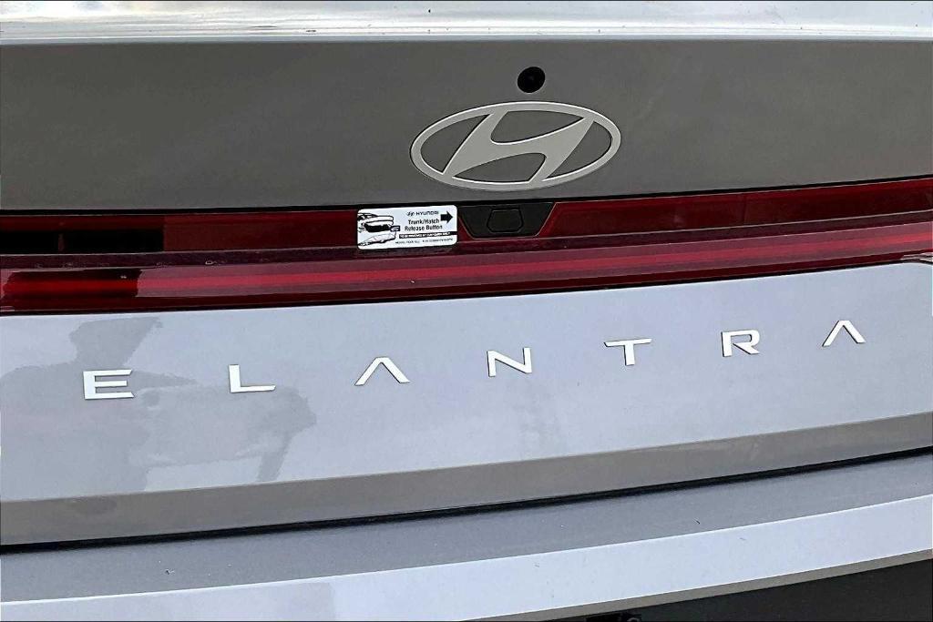 new 2025 Hyundai Elantra car, priced at $25,836