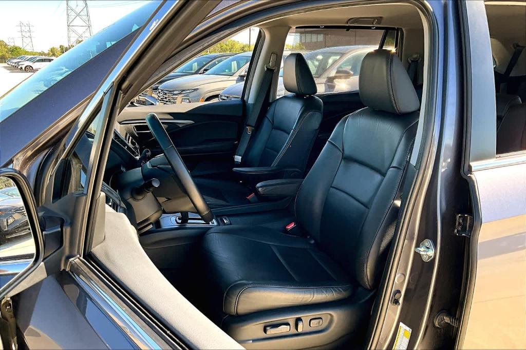 used 2019 Honda Pilot car, priced at $23,691