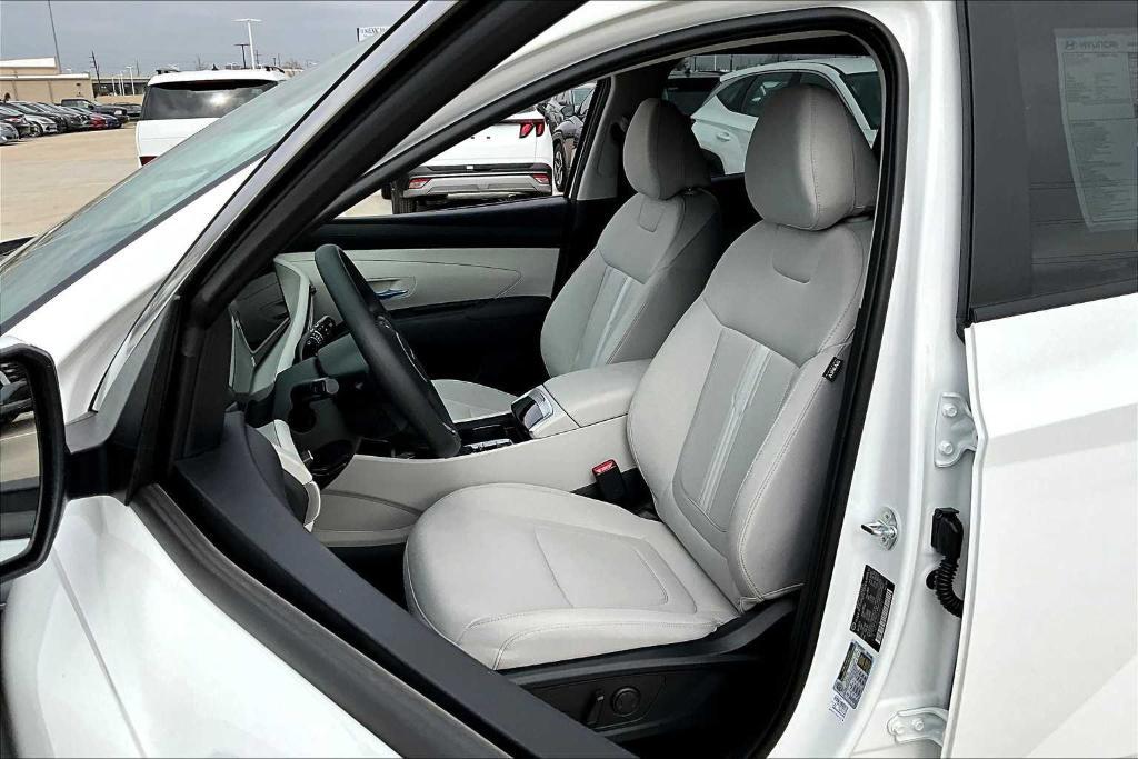 new 2025 Hyundai Tucson car, priced at $32,310