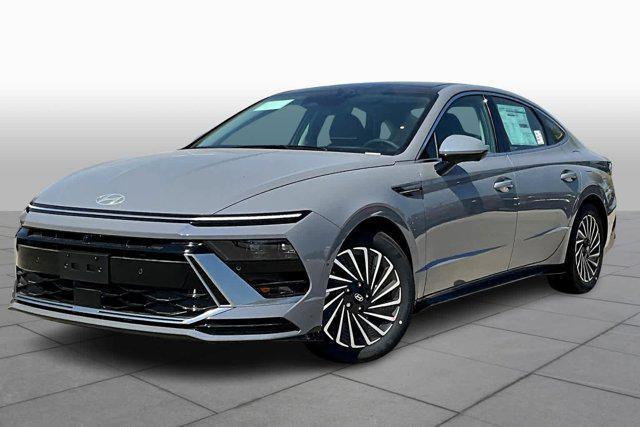 new 2025 Hyundai Sonata Hybrid car, priced at $39,155