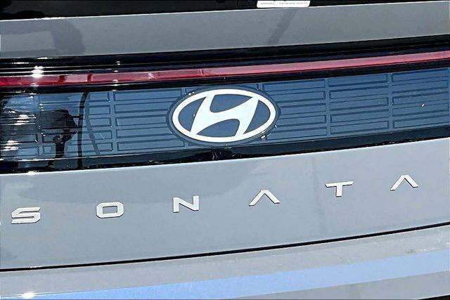 new 2025 Hyundai Sonata Hybrid car, priced at $39,155