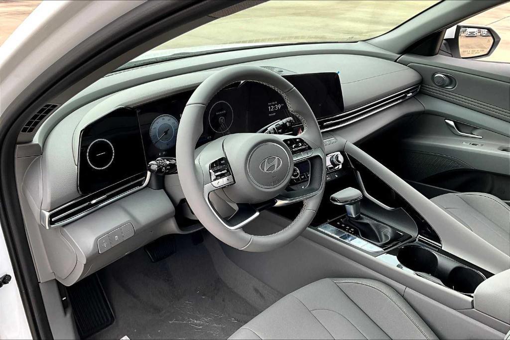 new 2025 Hyundai Elantra car, priced at $26,325