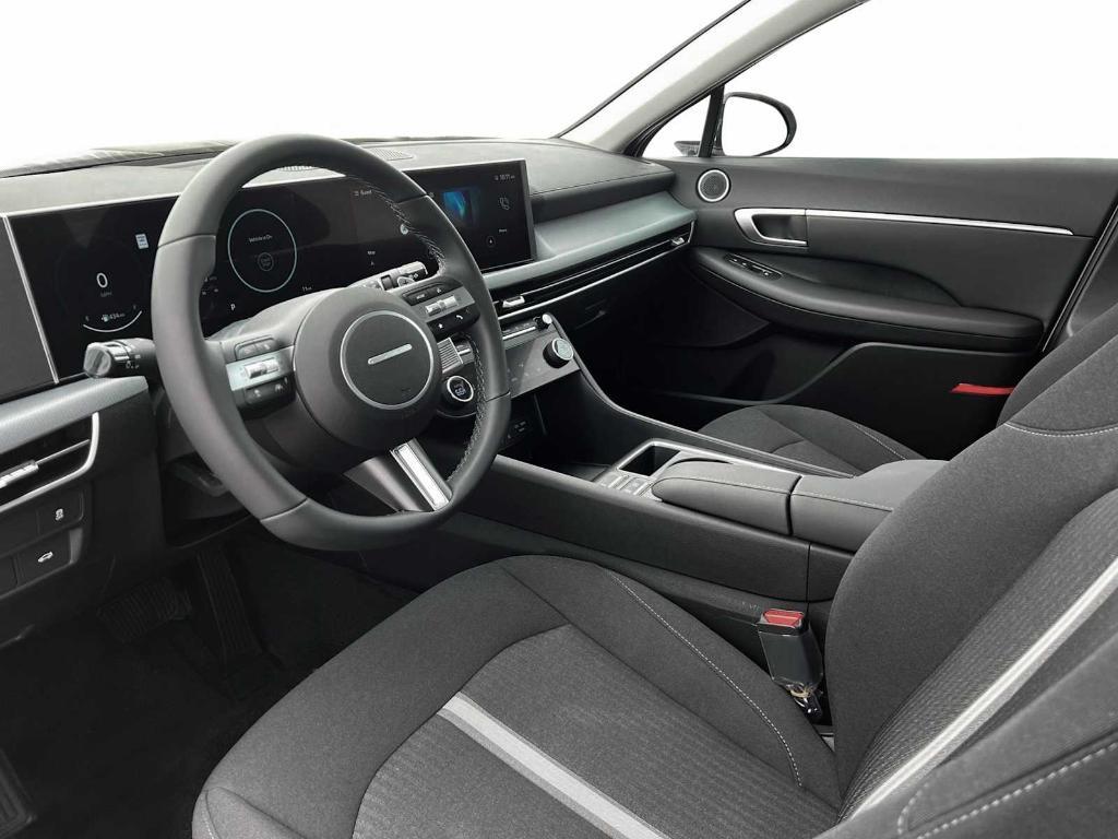 new 2025 Hyundai Sonata car, priced at $29,302