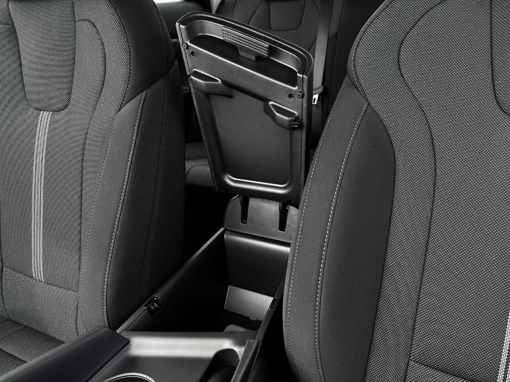 used 2025 Hyundai Elantra car, priced at $21,100