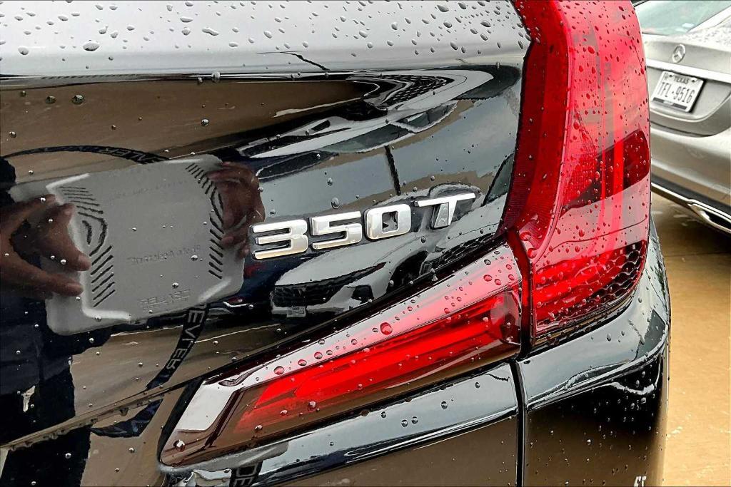 used 2023 Cadillac XT4 car, priced at $27,999