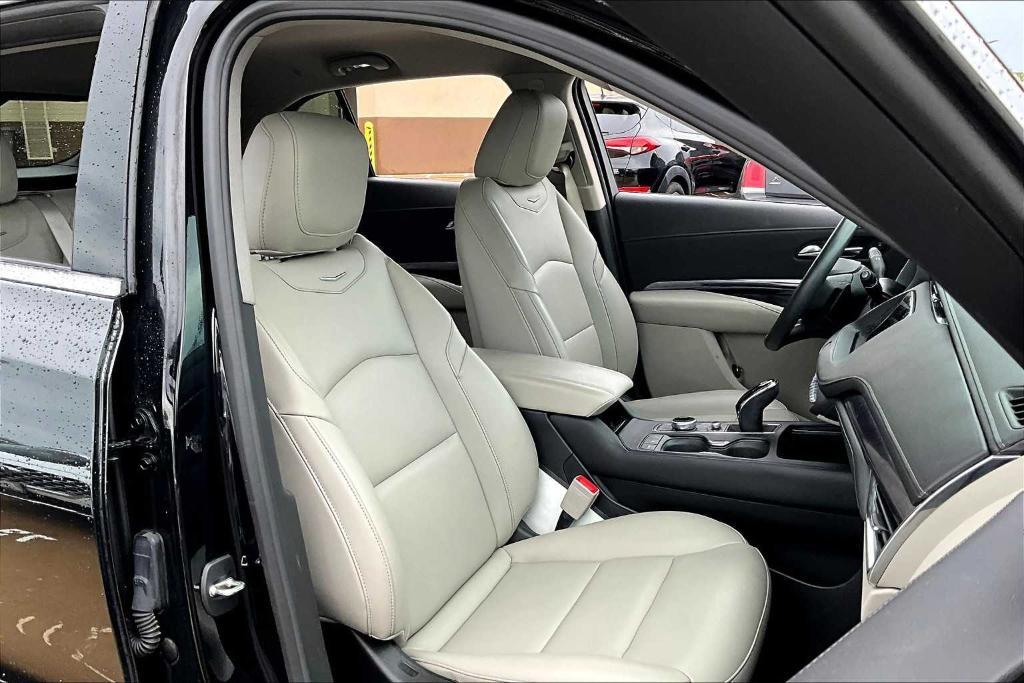 used 2023 Cadillac XT4 car, priced at $27,999