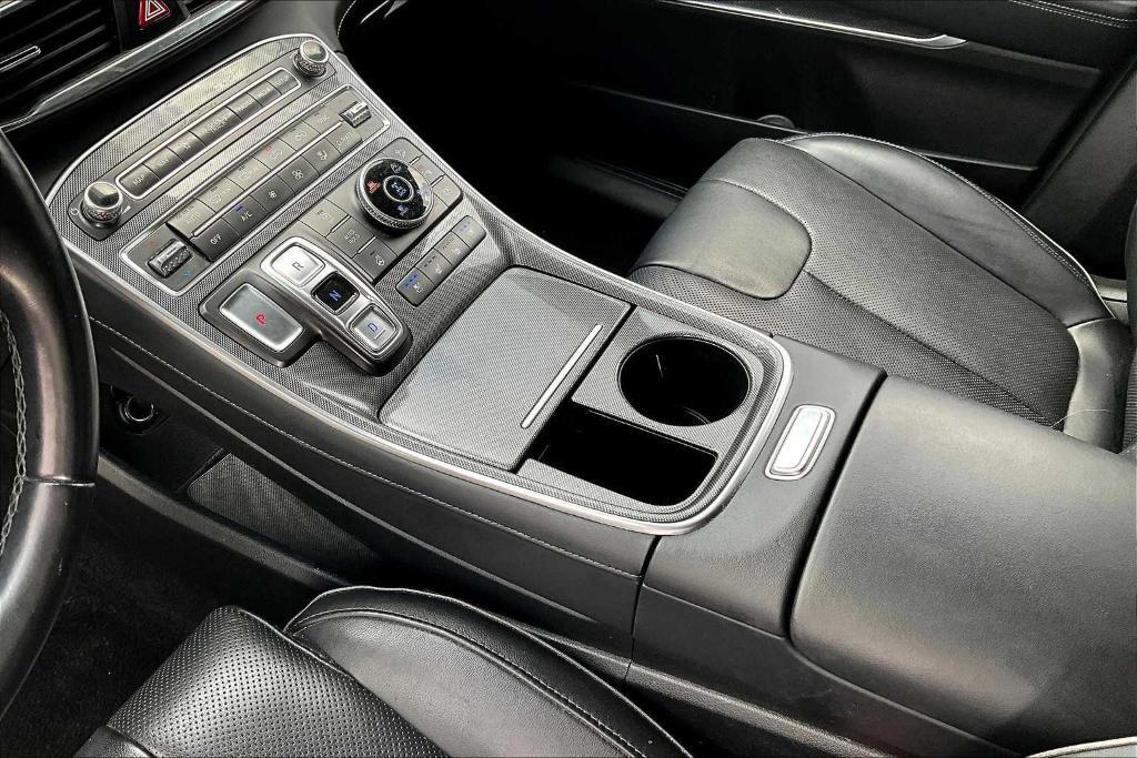 used 2023 Hyundai Santa Fe car, priced at $24,283
