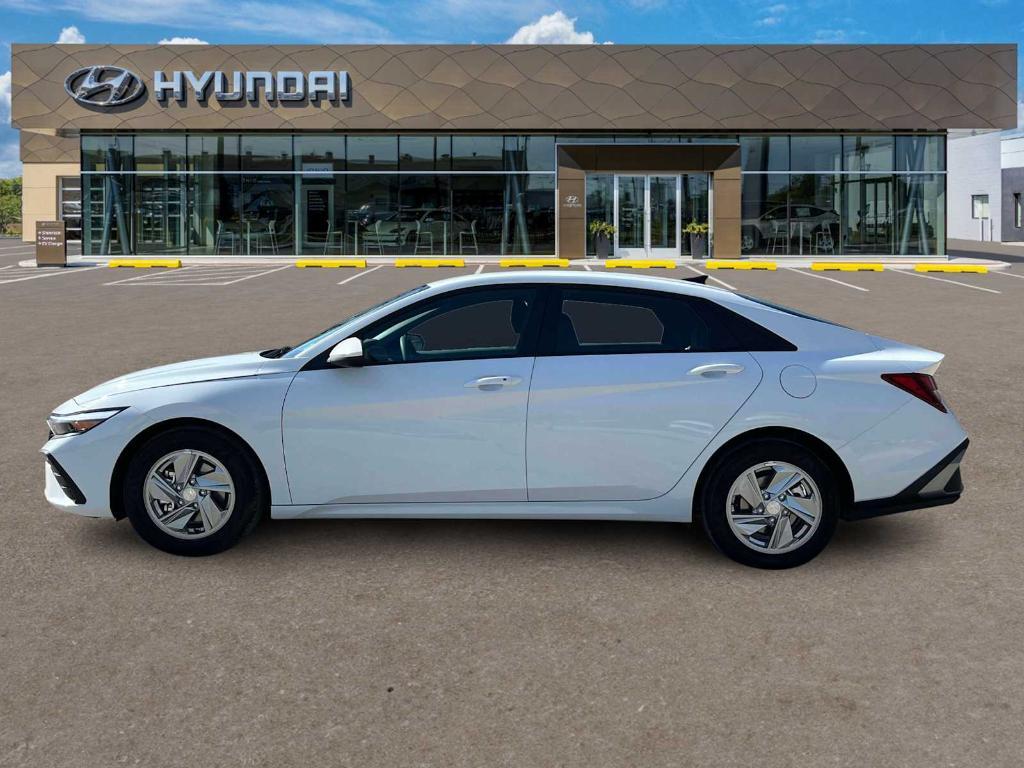 used 2025 Hyundai Elantra car, priced at $21,085