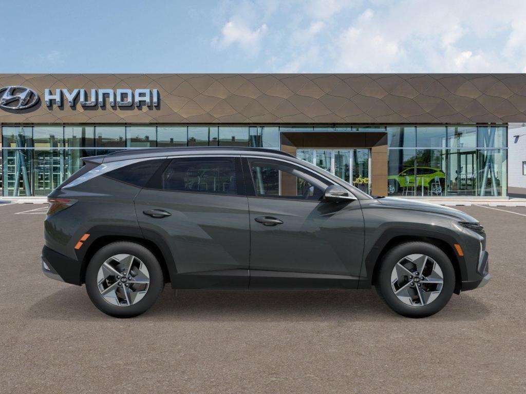 new 2025 Hyundai TUCSON Hybrid car, priced at $38,500