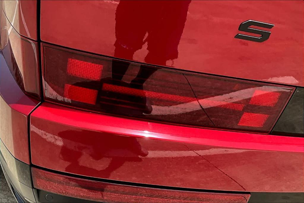 new 2024 Hyundai Santa Fe car, priced at $42,405