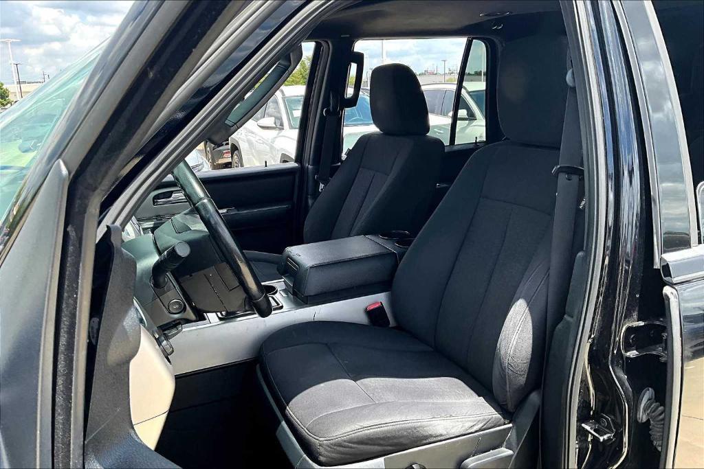 used 2017 Ford Expedition car, priced at $11,999