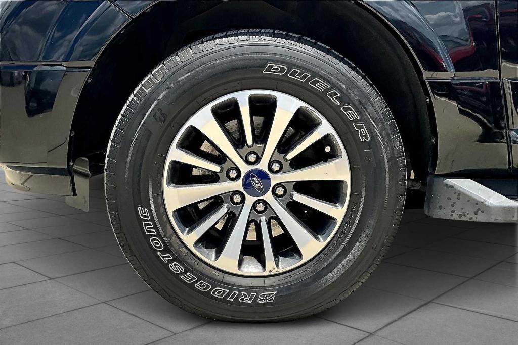 used 2017 Ford Expedition car, priced at $11,999