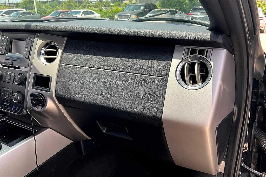 used 2017 Ford Expedition car, priced at $11,999