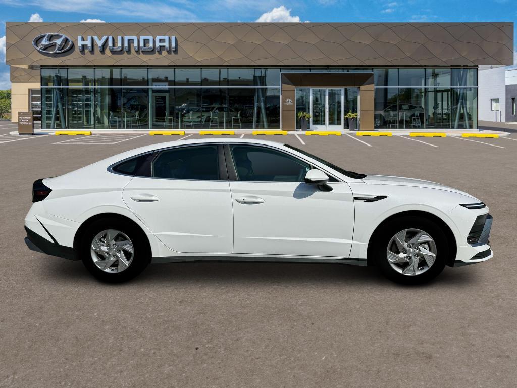 new 2025 Hyundai Sonata car, priced at $28,085