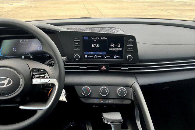 new 2024 Hyundai Elantra car, priced at $20,610