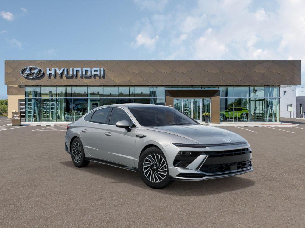 new 2025 Hyundai Sonata Hybrid car, priced at $32,840